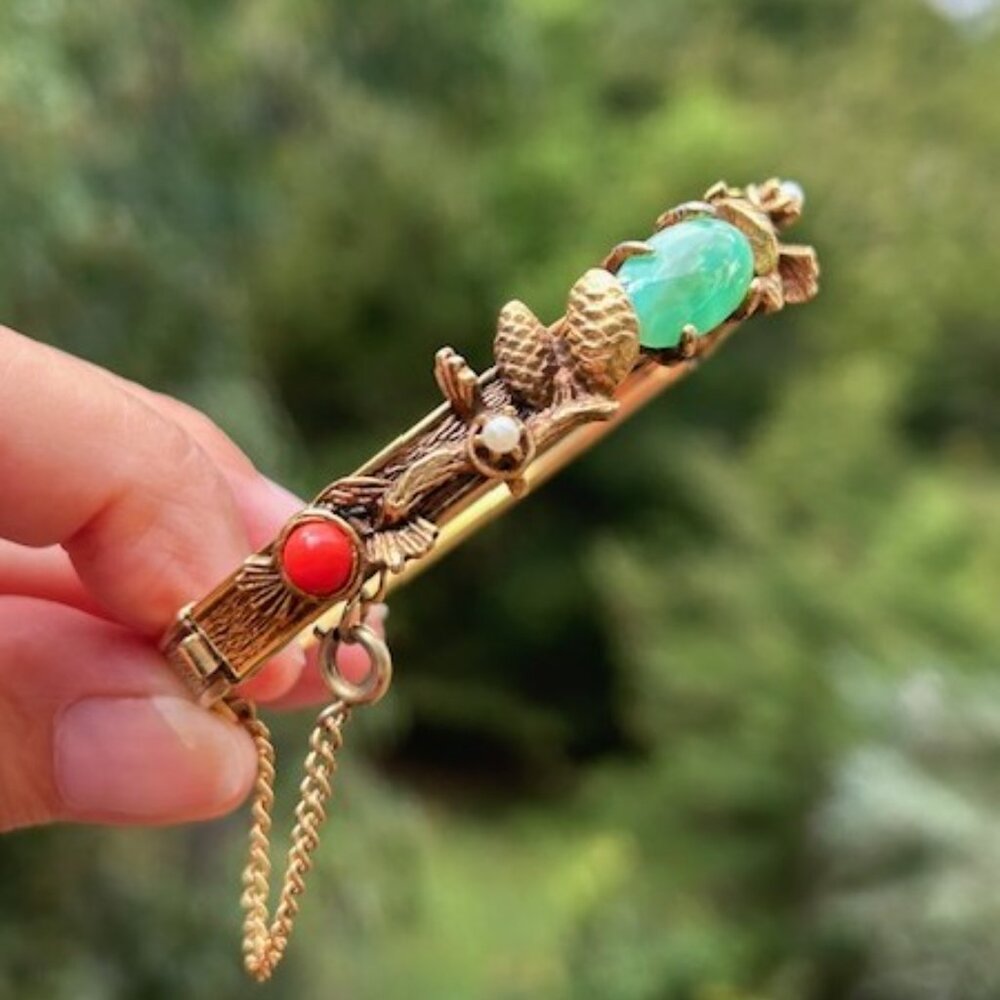 Victorian Revival Fall Winter Pinecone Stone Hing… - image 1